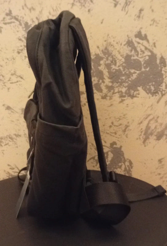 Mini Mochila Negra Hollister California