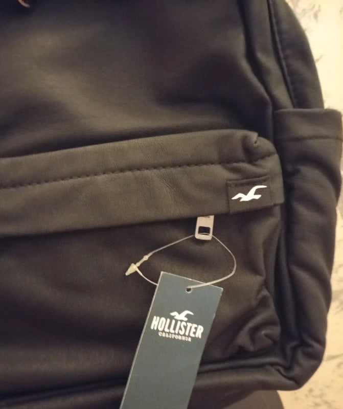 Mini Mochila Negra Hollister California