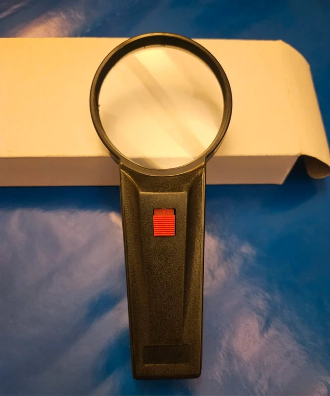 Lupa de Mano con Luz LED e Interruptor