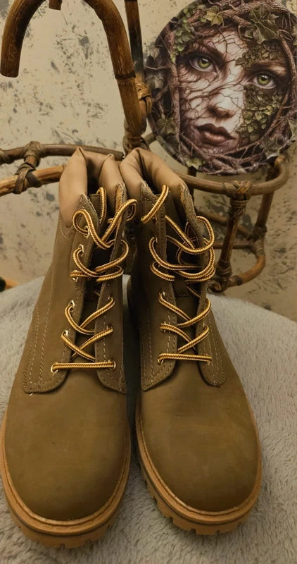 Botas de montaña caña baja