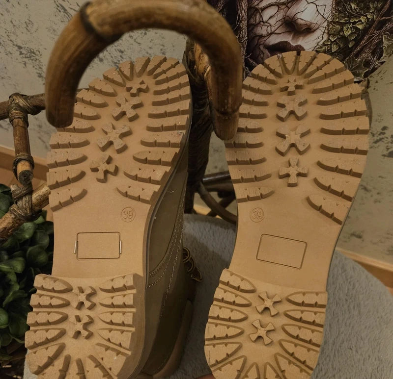 Botas de montaña caña baja