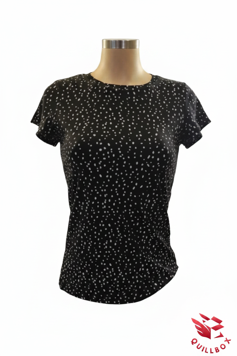 Camiseta negra mujer lunares blancos manga corta