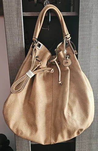 Bolso en color beige  de dayaday