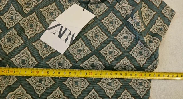 Vestido midi Zara estampado geométrico