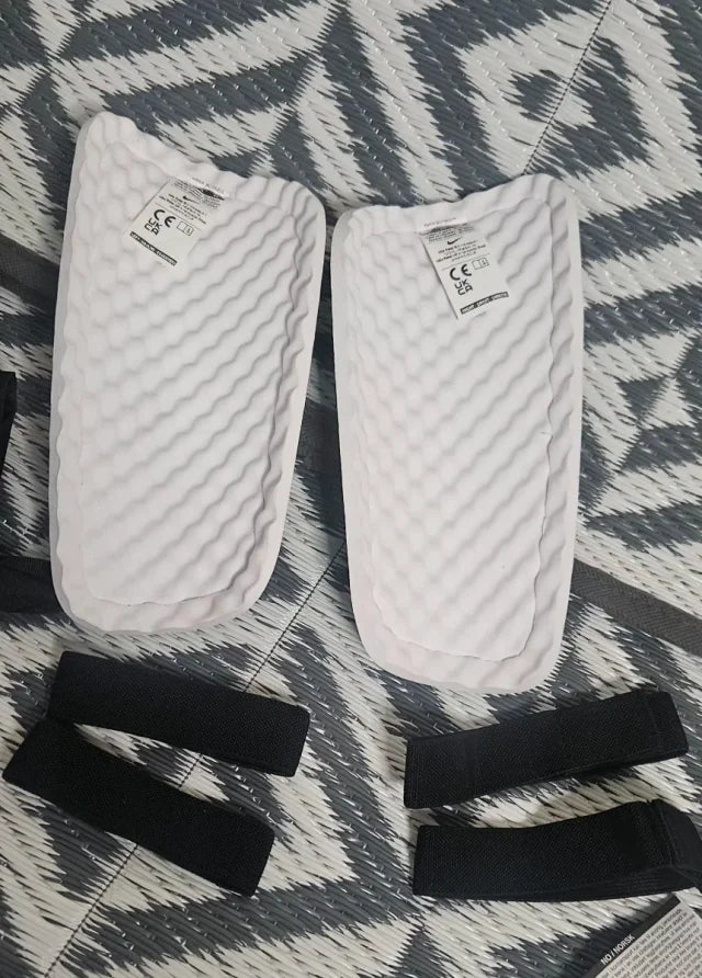 Espinilleras Nike Mercurial Talla XL