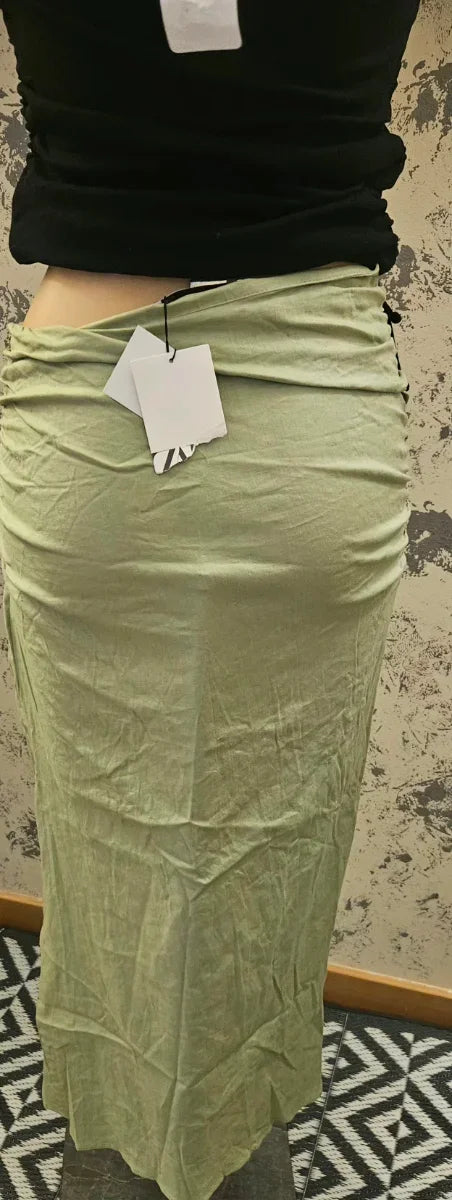 Falda Zara Midi Drapeada Lino Talla Única